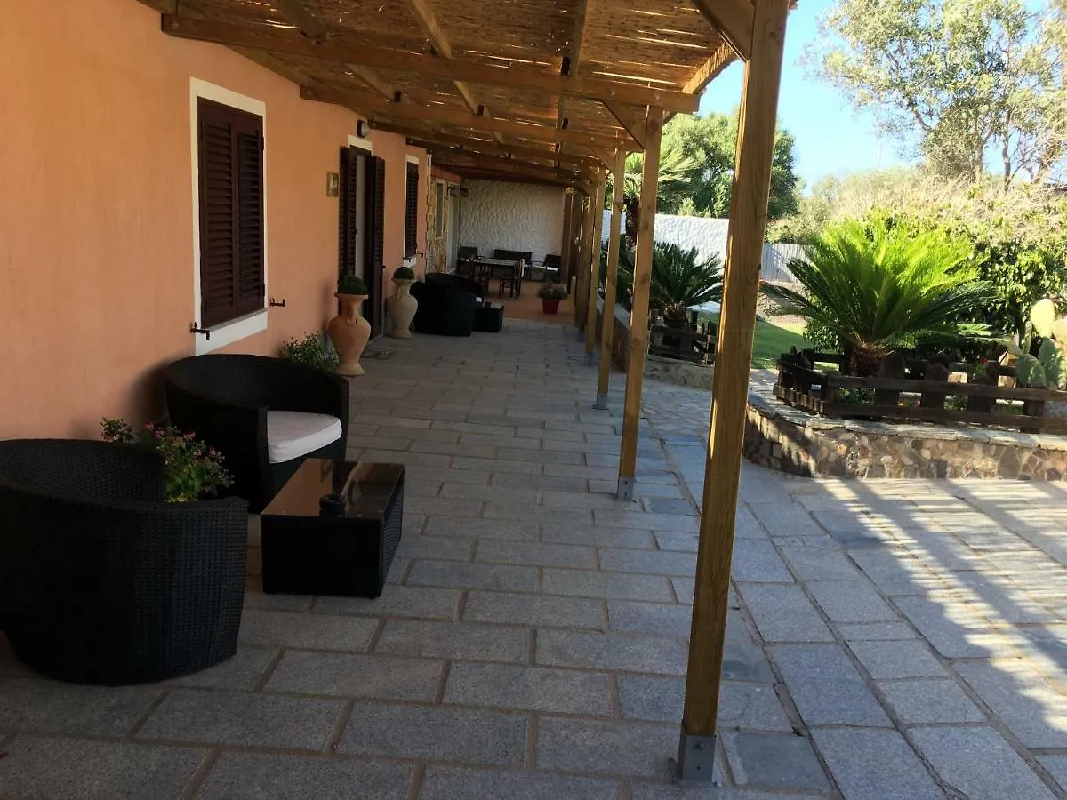 B&B Mongiardino La Maddalena  La Maddalena (Sassari)