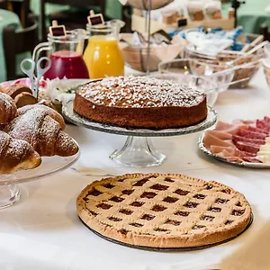 *** Hotel Holiday Italia